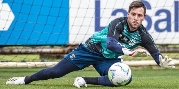 Especulado na Juventus (Itália), Diego Alves pode ter saída facilitada por brecha no contrato de renovação com o Flamengo