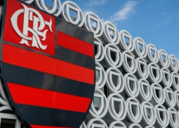 Flamengo anuncia contratação de meio-campista como reforço para a temporada de 2021