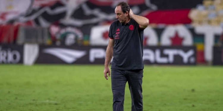 Chega ao fim a novela entre Flamengo e clube japonês pela venda de volante do elenco de Rogério Ceni