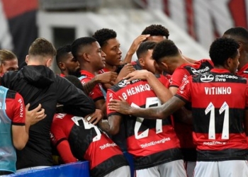 Melhores momentos: Flamengo joga com sobra, derrota o Coritiba e se classifica para as oitavas de final da Copa do Brasil