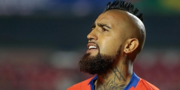 Arturo Vidal diz querer jogar no Flamengo em entrevista após empate entre Chile e Uruguai: ‘Quem sabe no próximo ano venho para cá’