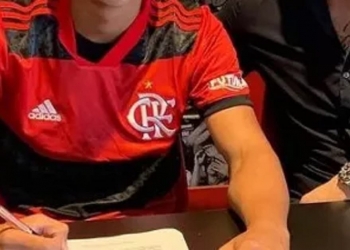 Flamengo anuncia volante prodígio do futebol brasileiro como reforço para a temporada de 2021