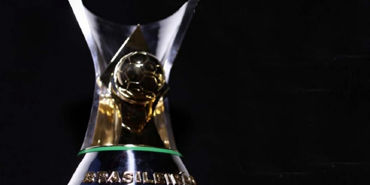 Todos os 40 clubes das Séries A e B entram em acordo pela Liga independente da CBF; dirigente do Flamengo comemora