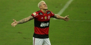 Dirigente do Flamengo provoca bate-boca com técnico da Seleção Brasileira por conta de Pedro