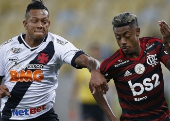Presidente do Vasco ‘perde a vergonha’ e confessa que se inspira no Flamengo