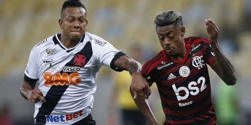 Presidente do Vasco ‘perde a vergonha’ e confessa que se inspira no Flamengo