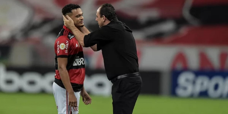 Flamengo toma decisão sobre venda de Rodrigo Muniz ao Atlético de Madrid; valores ofertados são milionários