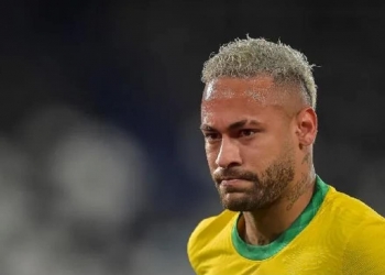 Parceiro de Neymar no PSG quer deixar a França e jogar no Flamengo, diz jornalista; salários são milionários