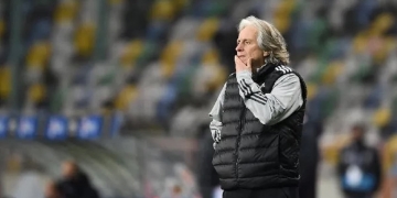 Saudades do Mengão? Em meio a crise na Gávea, Jorge Jesus cita trecho do hino do Flamengo e empolga Nação Rubro-Negra