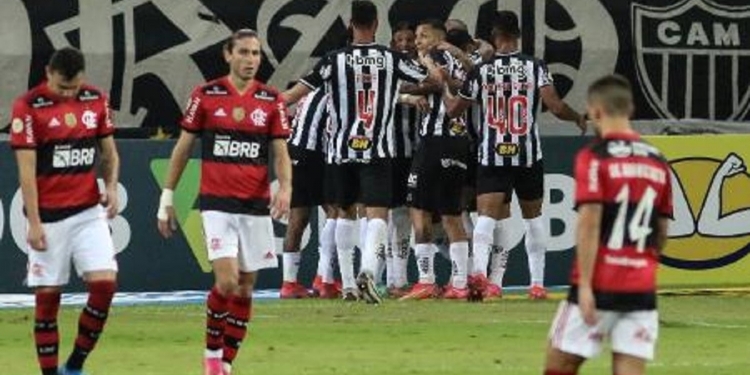 Vídeo com os melhores momentos: Flamengo sofre apagão, toma dois gols em dois minutos e é derrotado mais uma vez no Brasileirão