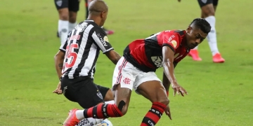 Bruno Henrique é diagnosticado com lesão e vira dúvida para a Libertadores; alerta vermelho é disparado na Gávea