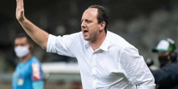 Flamengo dá ‘ok’ a time europeu para a transferência de volante de Rogério Ceni e saída se aproxima