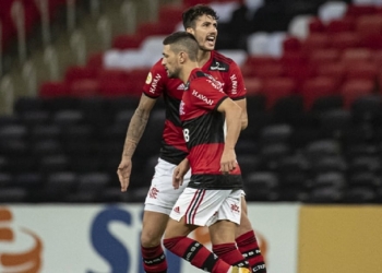 Melhores momentos: sob olhares atentos de Renato Gaúcho e bela jogada de Michael, Flamengo vence a Chapecoense de virada