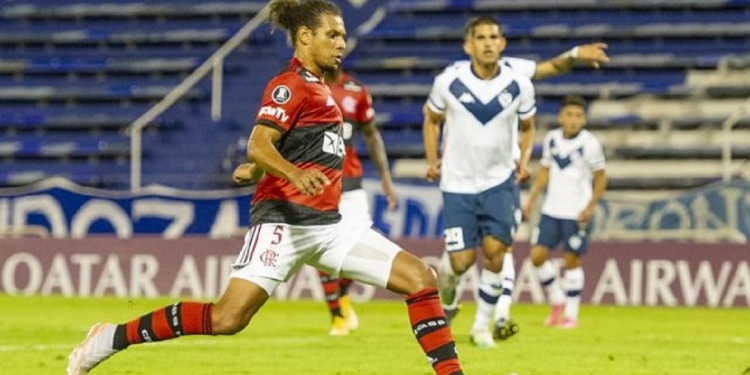 Benfica insiste na contratação de Willian Arão; jogador do Flamengo é sonho antigo de Jorge Jesus