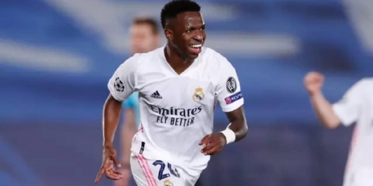 Valores envolvidos na venda de Vinícius Júnior pelo Real Madrid ao Manchester United são divulgados; Flamengo receberá bolada milionária