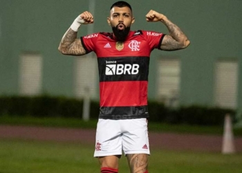 Flamengo goleia em partida convincente e aumenta esperanças de engrenar com Renato Gaúcho