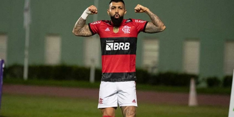 Flamengo goleia em partida convincente e aumenta esperanças de engrenar com Renato Gaúcho