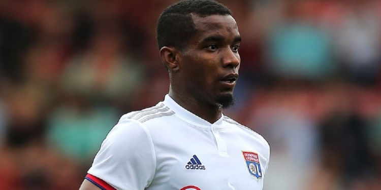 Clube russo entra na briga por Thiago Mendes e tenta ‘atravessar’ negócio do Flamengo que estava em conversas finais