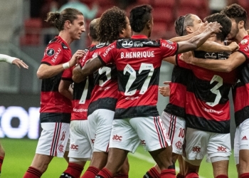 Melhores momentos: com brilho de Michael e artilharia de Vitinho, Flamengo goleia o Defensa y Justicia e avança na Libertadores