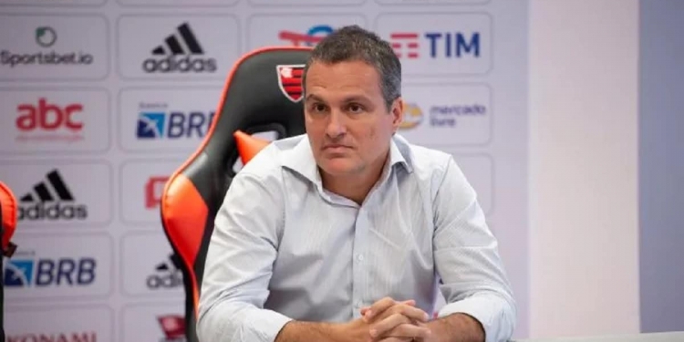 Flamengo sonda goleiro campeão da Libertadores que joga na Inglaterra para substituir Diego Alves, diz jornalista
