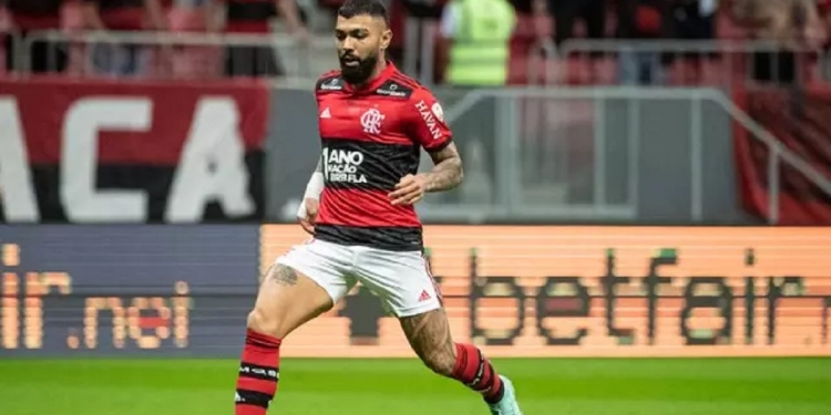 Gabigol entra na mira de gigante da Inglaterra, diz imprensa italiana; torcida do Flamengo se preocupa