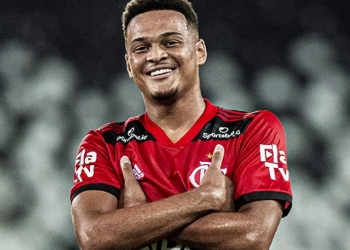 Middlesbrough entra na briga por Rodrigo Muniz e Fulham aumenta proposta; Flamengo estuda melhor negócio