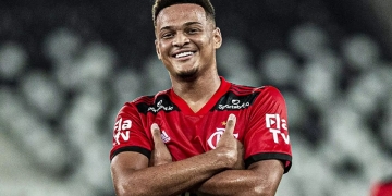 Middlesbrough entra na briga por Rodrigo Muniz e Fulham aumenta proposta; Flamengo estuda melhor negócio