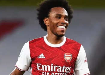 Willian faz postagem emblemática nas redes sociais e torcedores acreditam que esteja próximo ao Flamengo