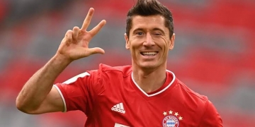 Lewangol? Lewandowski é ‘convencido’ por Gabigol a jogar pelo Flamengo e contrato é ‘enviado’ para assinatura