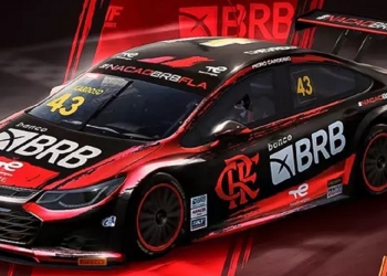 Flamengo ganha carro na Stock Car e beleza do automóvel deixa torcedores entusiasmados com a modalidade