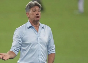 Flamengo prepara proposta para tirar zagueiro do Grêmio a pedido de Renato Gaúcho; há concorrência com a Itália