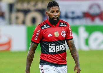 Rodinei recebe sondagens de time europeu; Flamengo aceita vender o lateral-direito