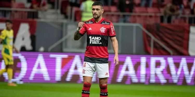 Flamengo marca reunião para decidir futuro de Arrascaeta; nenhum esforço será poupado