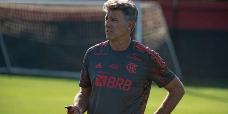 Zagueiro de Renato Gaúcho é diagnosticado com Covid-19 pela 2ª vez e preocupa o sistema defensivo