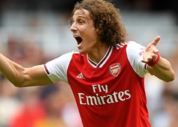 Aumentam as chances de David Luiz ser contratado pelo Flamengo, diz imprensa esportiva