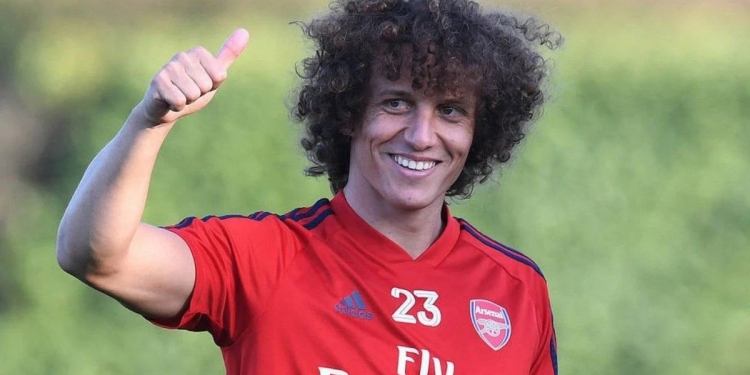 Marcos Braz rompe o silêncio e expõe bastidores da contratação de David Luiz: ‘Atleta de alto padrão’
