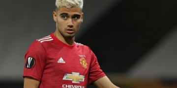 Flamengo faz oferta a jogador do Manchester United para substituir Gerson no elenco de Renato Gaúcho