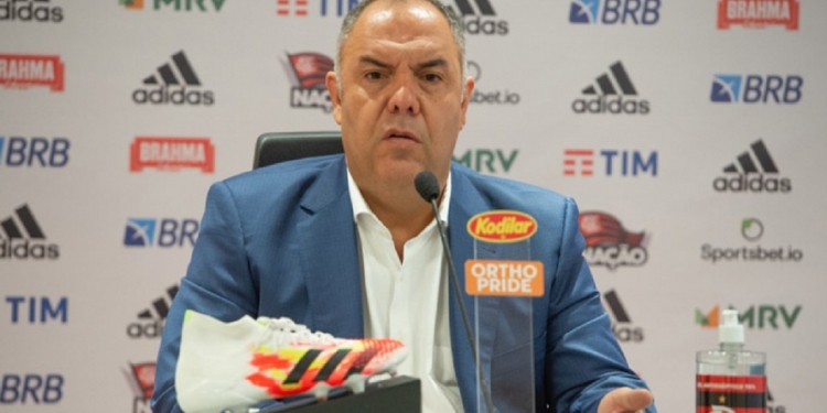 Flamengo não aceitou pagar salário de R$ 1,5 milhão a atacante e deixou caminho livre para rival brasileiro