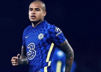 Kenedy é infectado pelo coronavírus, cancela voo ao Brasil e frustra planos do Flamengo