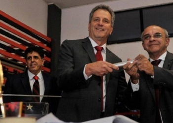 Diretoria de Rodolfo Landim tenta expulsar Eduardo Bandeira de Mello do Flamengo após polêmica declaração