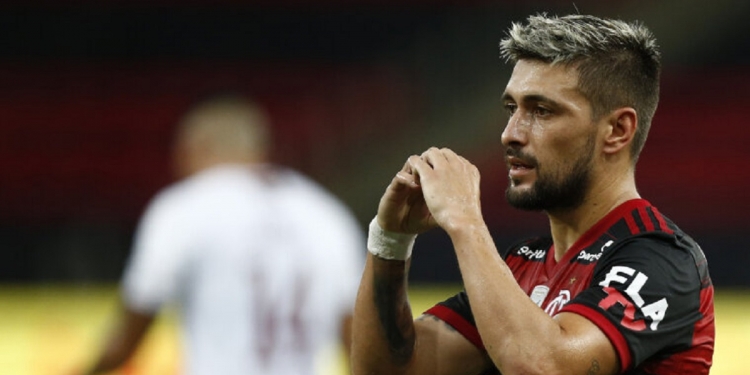 Arrascaeta é especulado no Atlético-MG por influência do empresário após Flamengo não atender exigências para a renovação