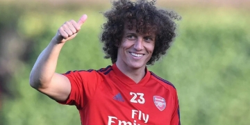 David Luiz está no RJ aguardando contrato para vestir a camisa do Flamengo; Rubro-Negro conta com ‘carta na manga’ para fechar acordo