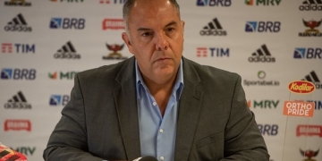 Pressionado, Marcos Braz dá declaração sobre David Luiz no Flamengo: ‘A torcida é insaciável’