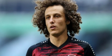 Na surdina, Flamengo abre conversas com empresário de David Luiz pela contratação; valores foram apresentados