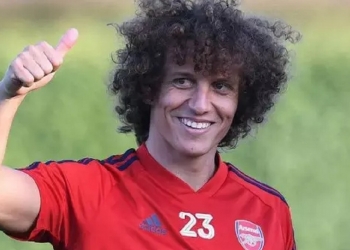 Flamengo oferece contrato até o fim de 2023 para David Luiz; vínculo de longa duração é ‘trunfo’ para sucesso na contratação