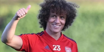 Flamengo oferece contrato até o fim de 2023 para David Luiz; vínculo de longa duração é ‘trunfo’ para sucesso na contratação