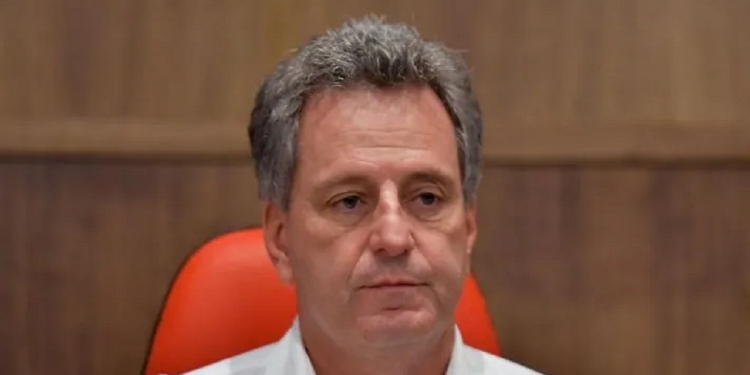 Rodolfo Landim recusa as contratações de dois zagueiros para dizer ‘sim’ a David Luiz e encaminha desfecho positivo