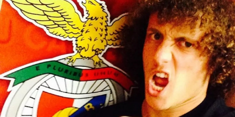 Benfica avança conquista vaga na Champions League e ganha bolada em dinheiro para contratar David Luiz; Flamengo avalia o momento certo para dar o bote