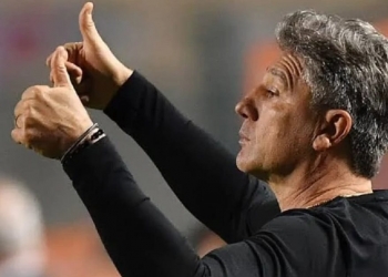 Renato Gaúcho responde após Jorge Jesus dizer que nunca repetiria a sua história pelo Flamengo