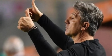 Renato Gaúcho responde após Jorge Jesus dizer que nunca repetiria a sua história pelo Flamengo